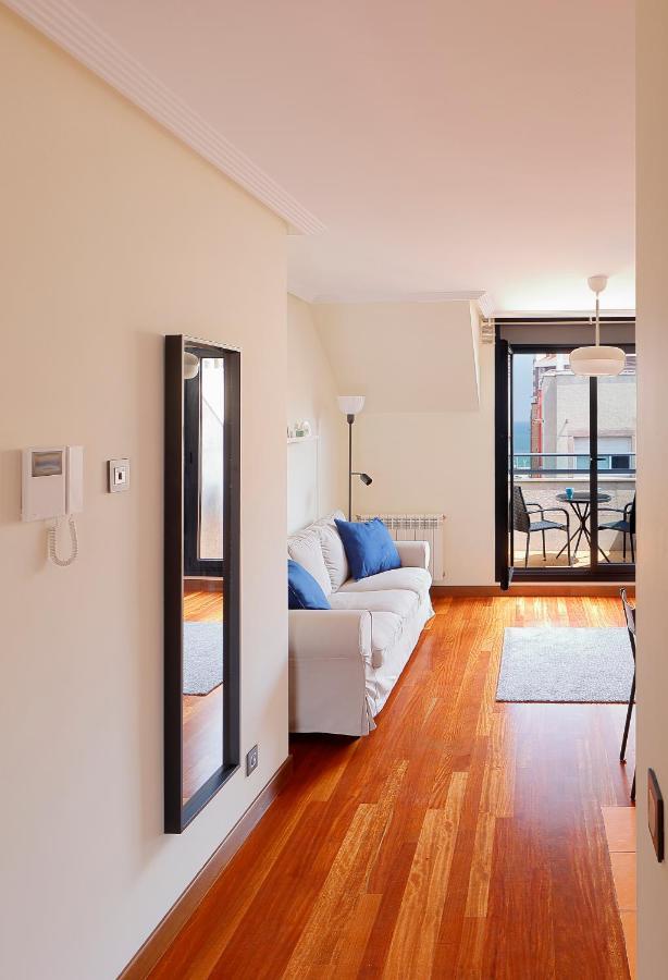 Atico Con Terraza, Vistas Al Mar Y Parking En Playa De S Lorenzo Gijón Exterior foto